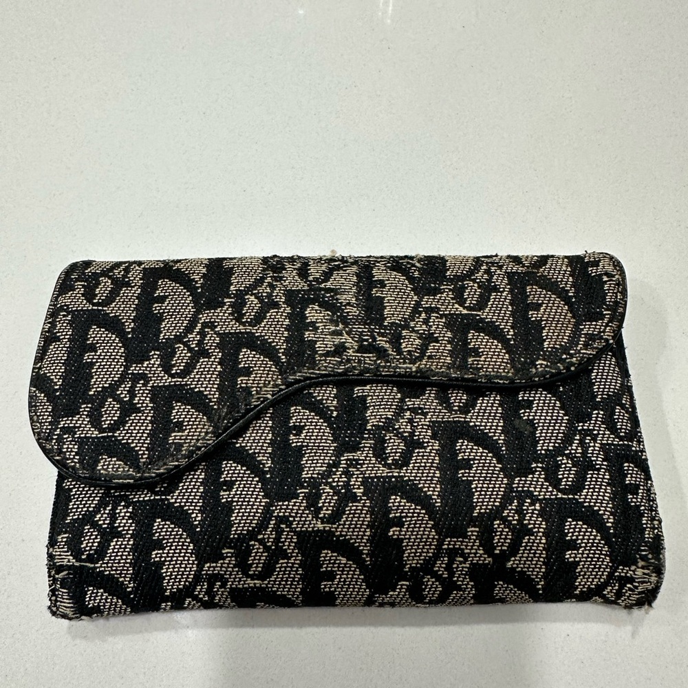 Vintage Dior Wallet | Can be a good upcycle project
